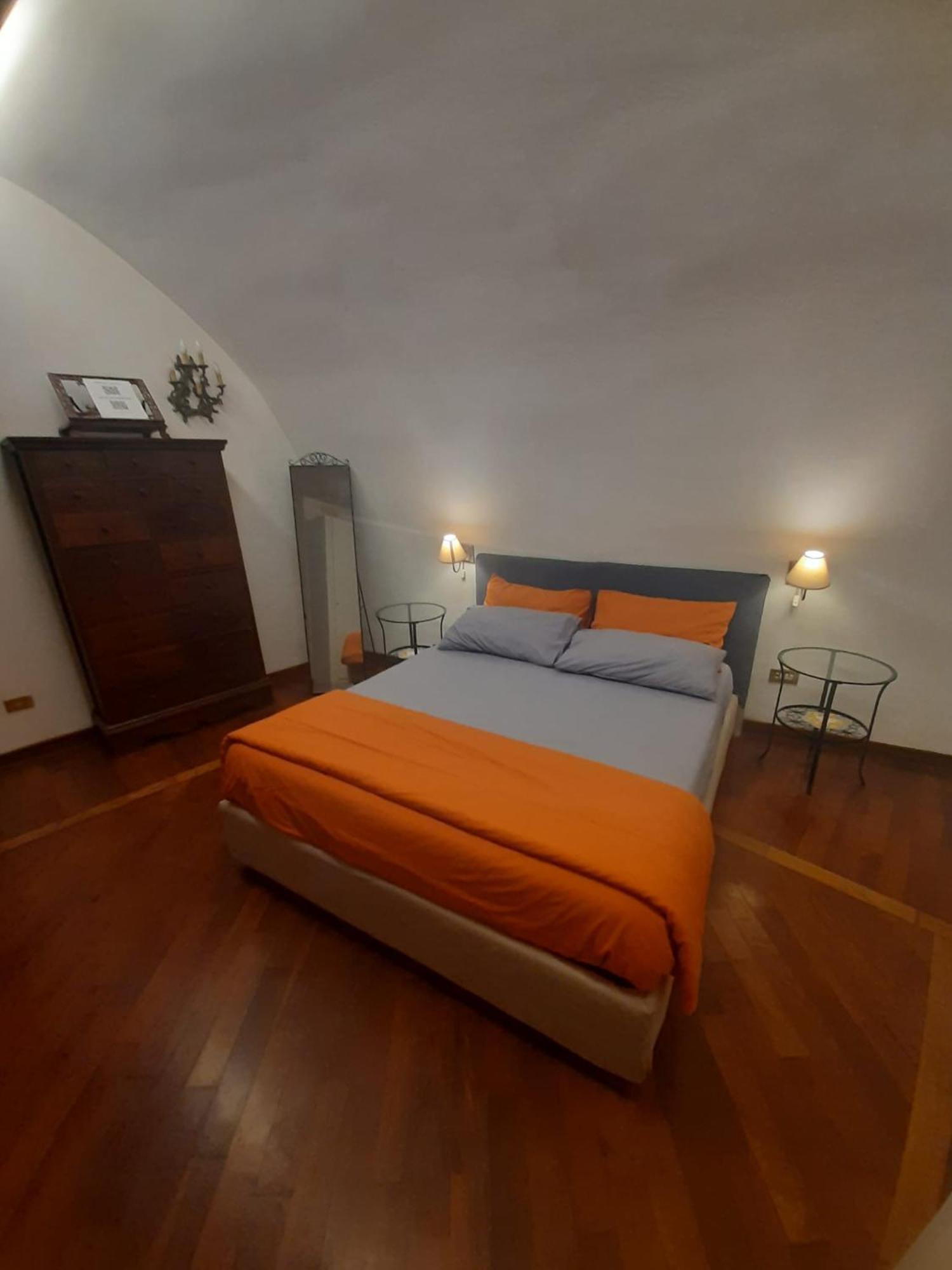 Hotel La Casa Di Francesca Neapol Zewnętrze zdjęcie